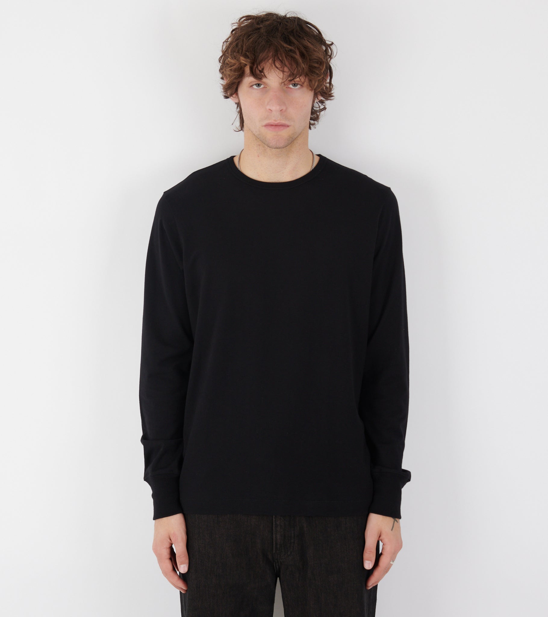2M15 Crewneck Longsleeve Deep Black
