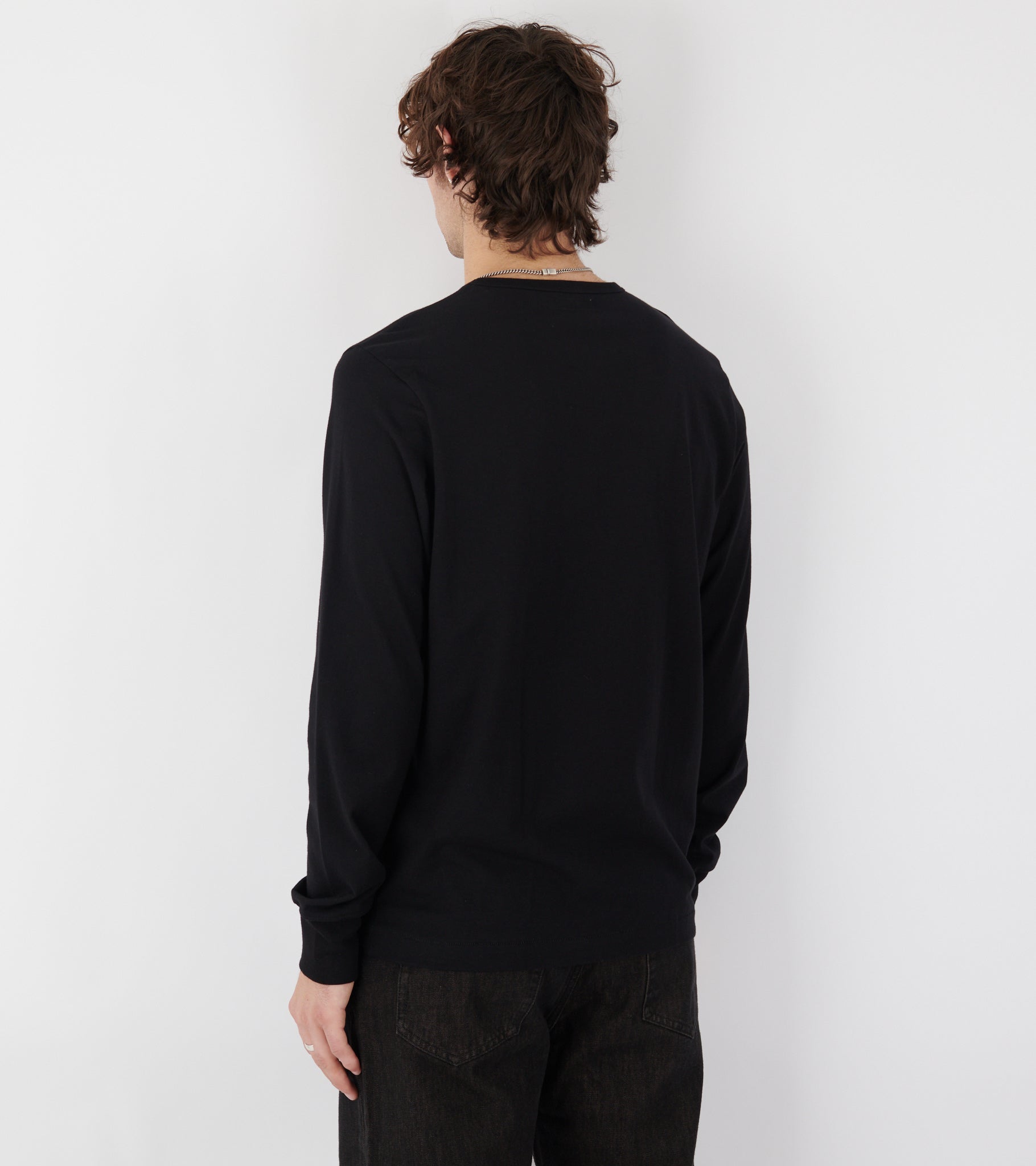 2M15 Crewneck Longsleeve Deep Black