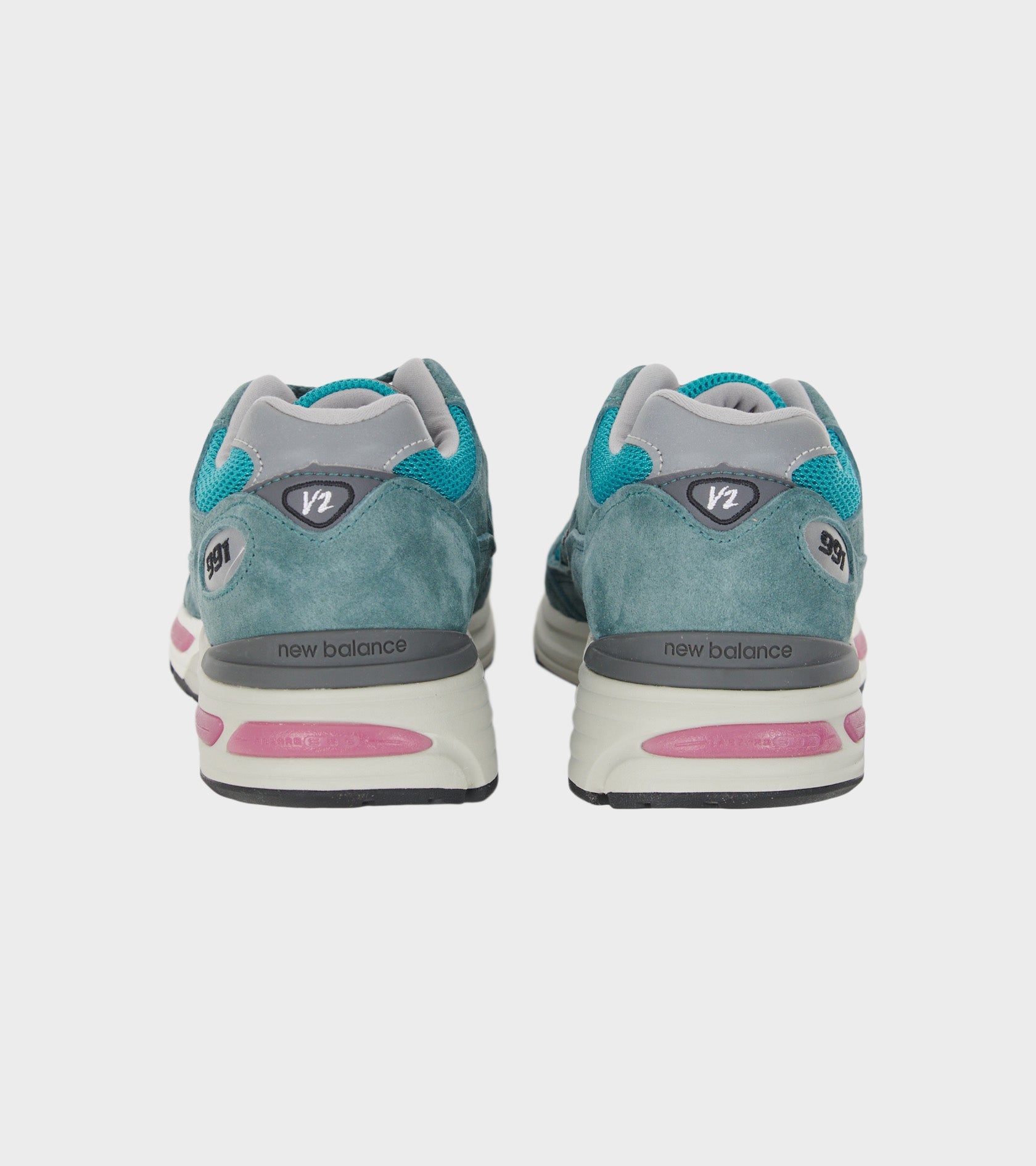 U991TT2 Porcelain Green/Trooper