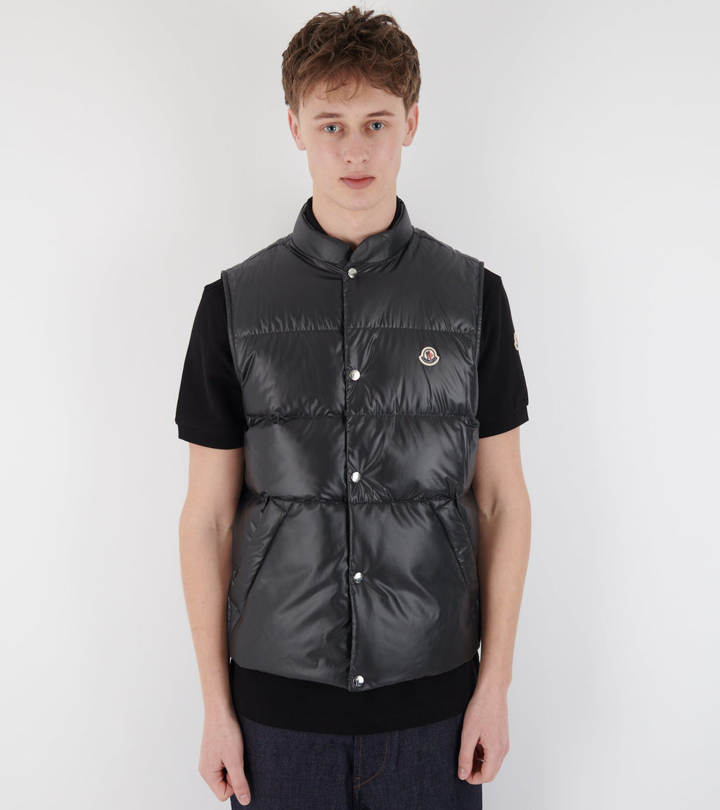 Restigo Vest Black