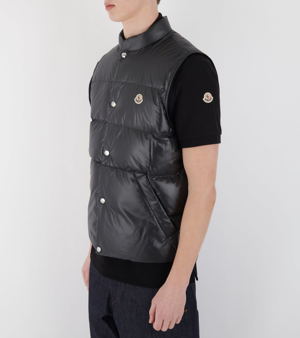 Restigo Vest Black