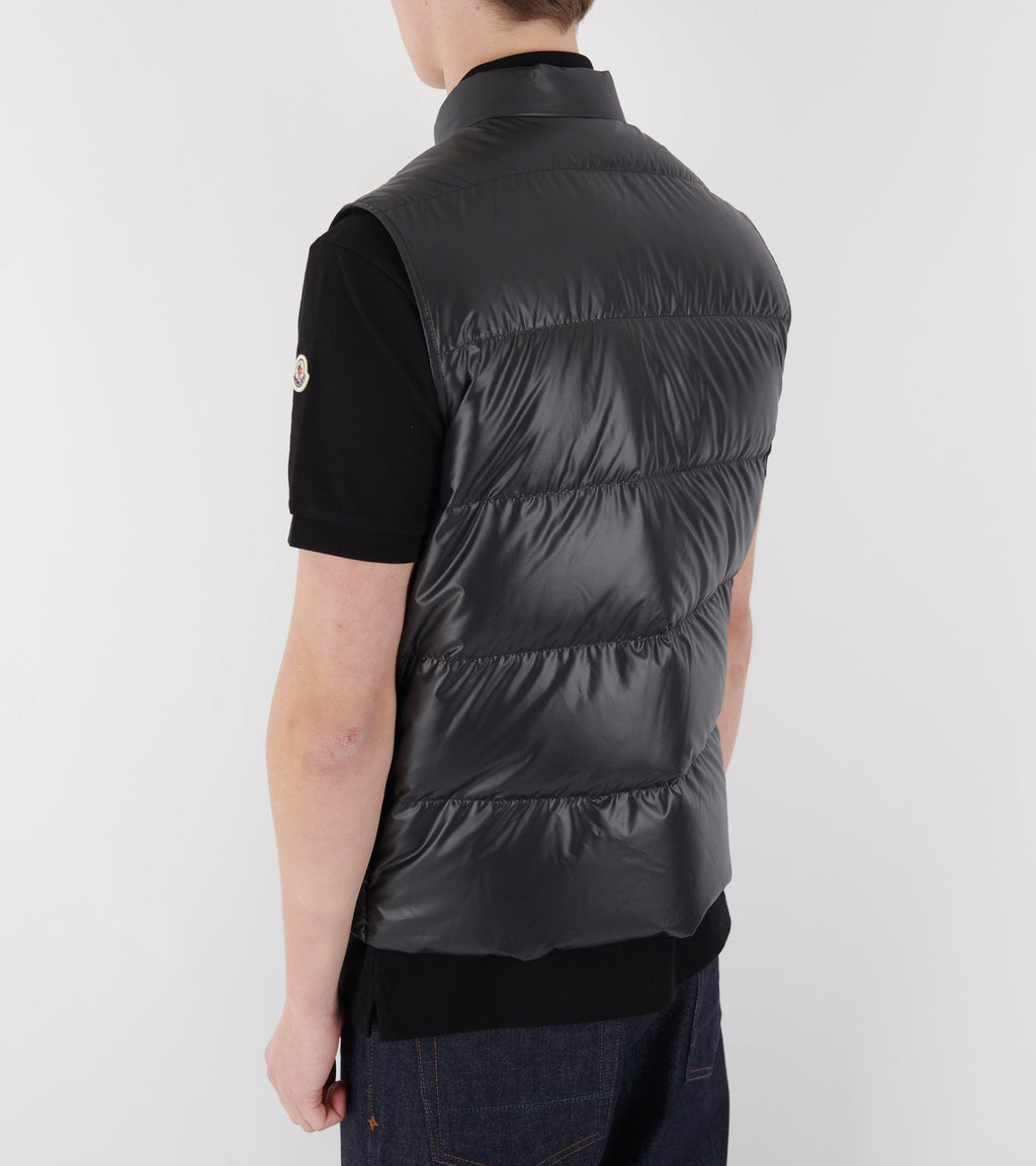 Restigo Vest Black