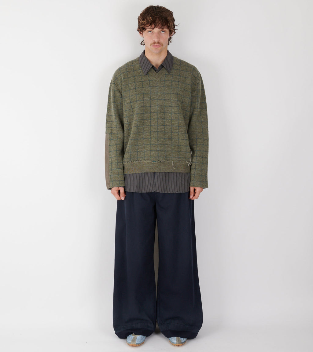 Wool V-neck Militery Green