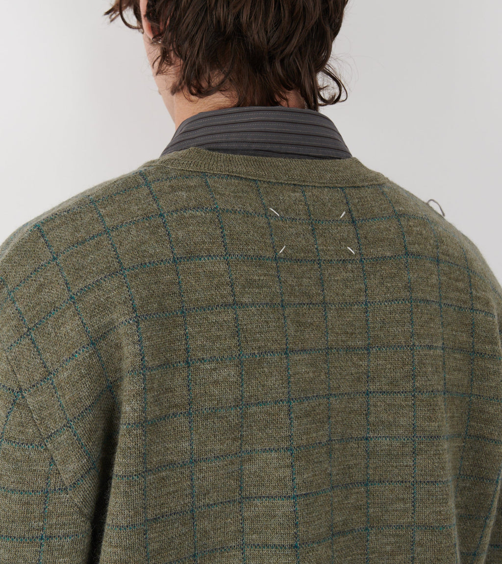 Wool V-neck Militery Green