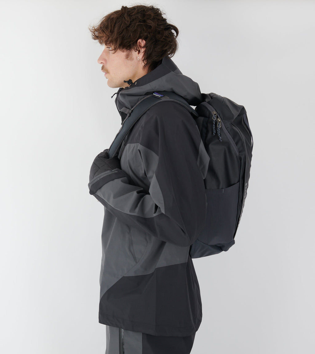 Black Hole Pack 25L Smolder Blue/Forge Grey