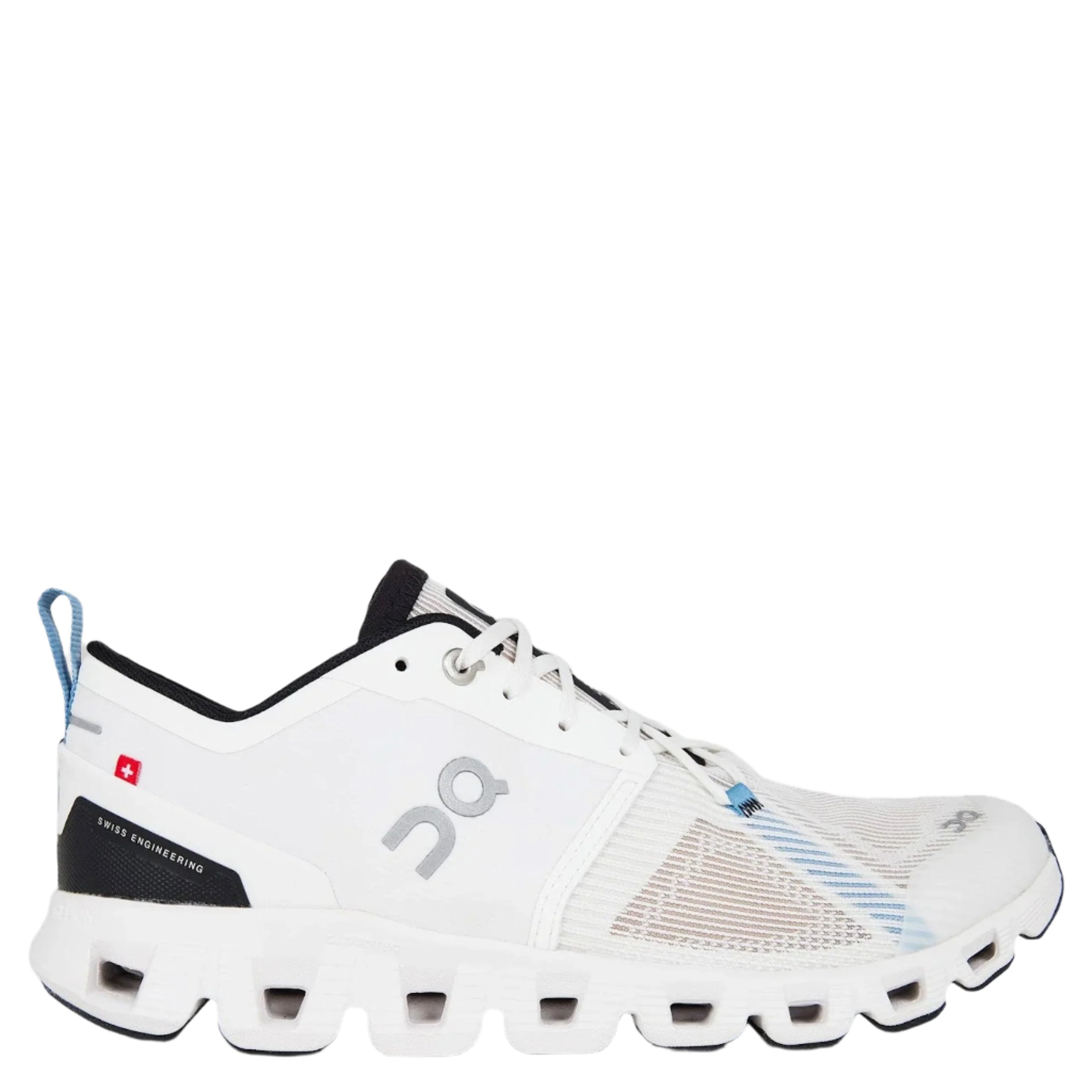 ON Running On Cloud X Shift 3 Trainers
