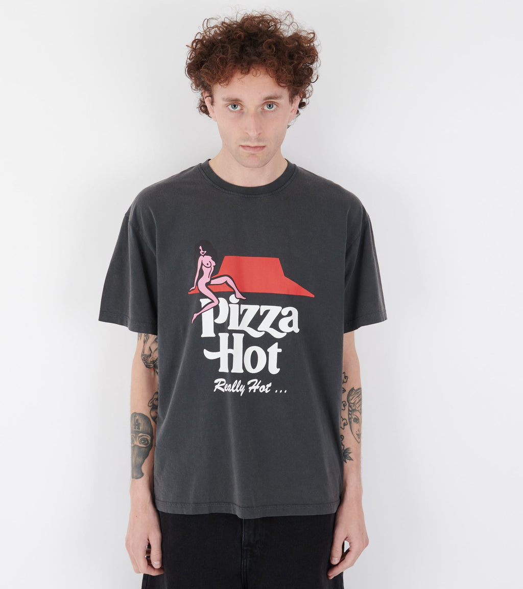 Pizza Hot T-shirt Off-black