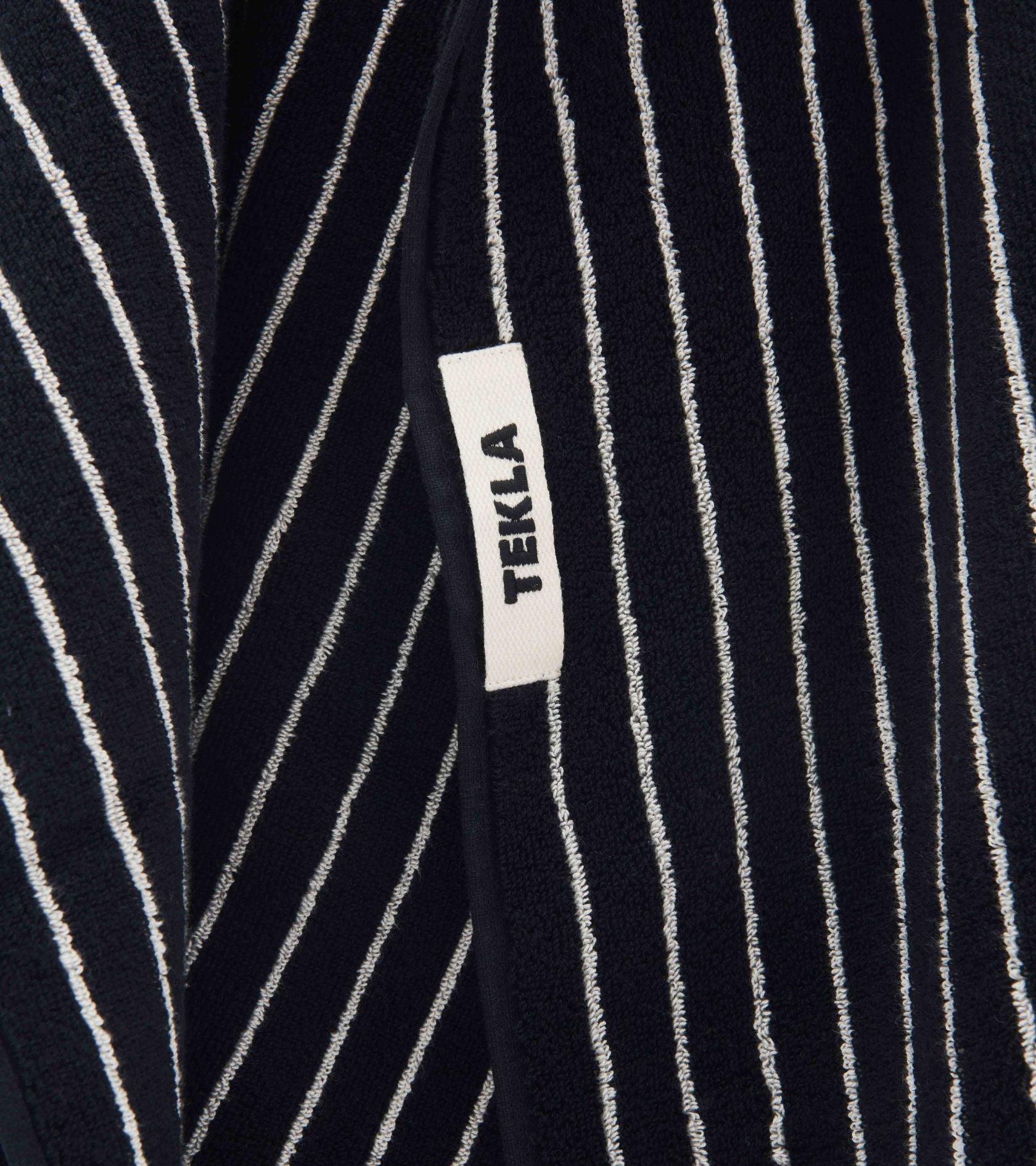 Guest Towel 30x50 Black Stripes