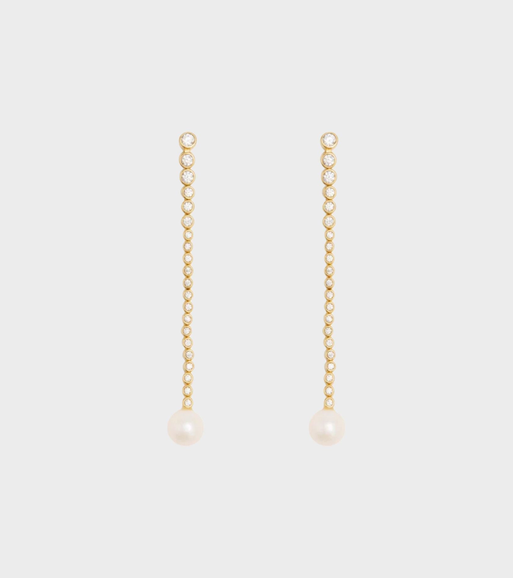 Odile Chandelier Earrings Gold