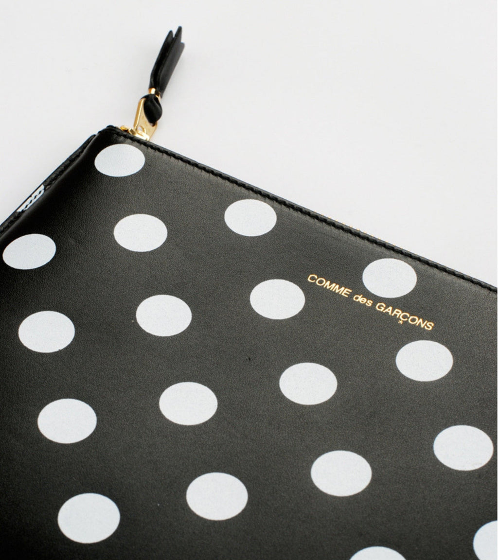 Dots Clutch Black/White