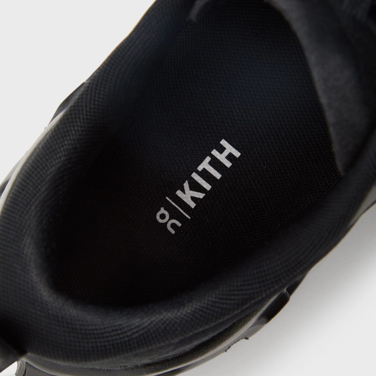 On Running x KITH K-Tech 1
