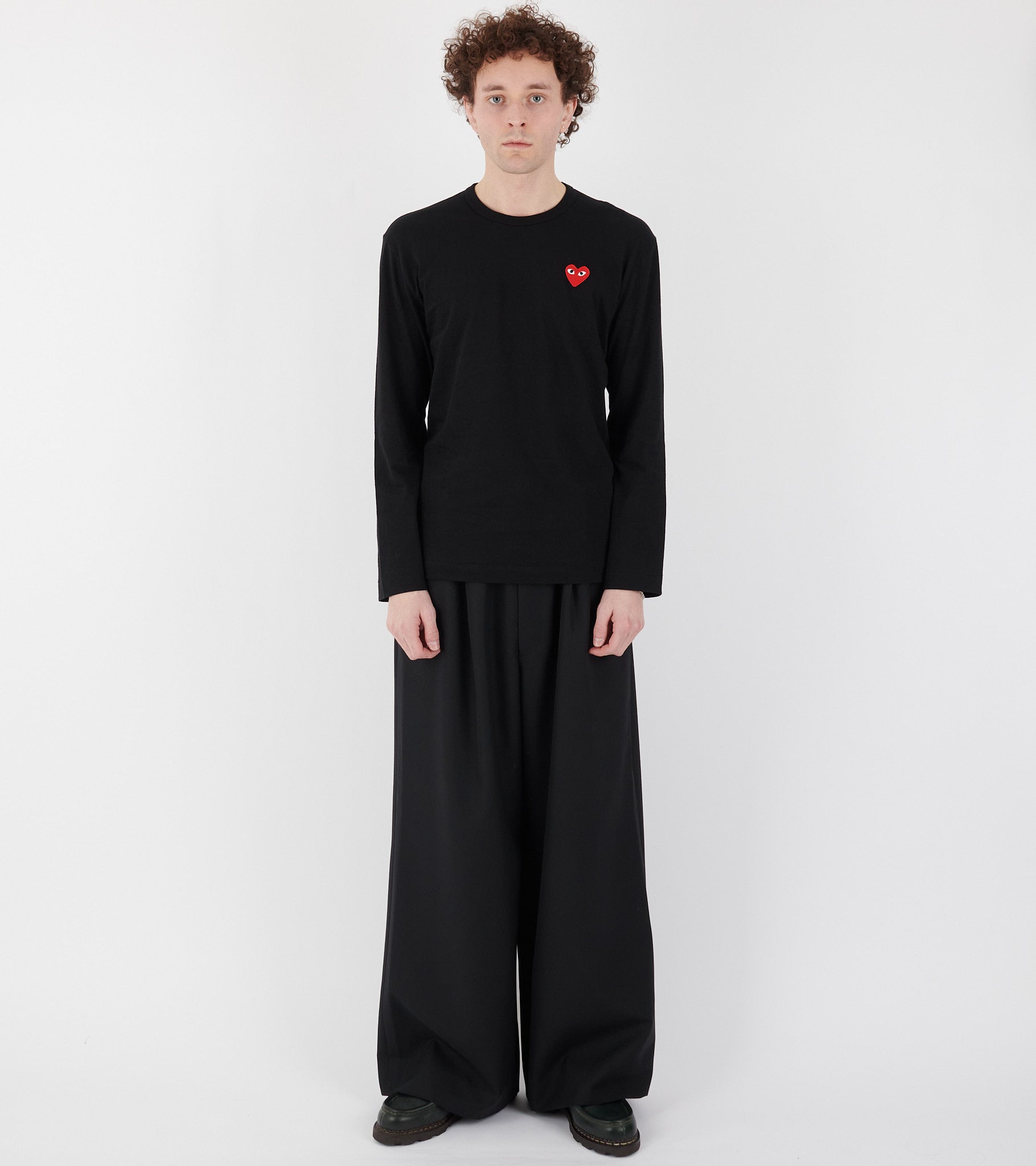 U Red Heart LS T-Shirt Black