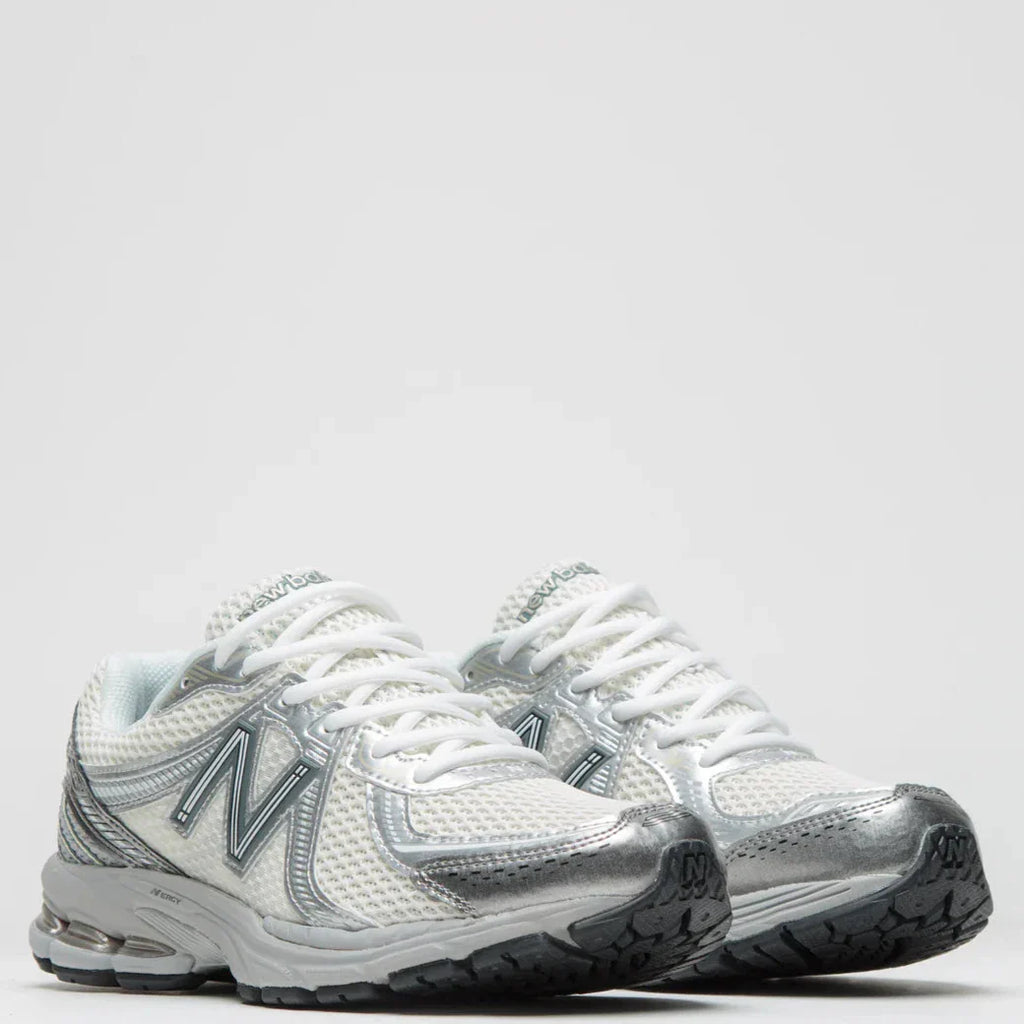 New Balance 860v2 Runners