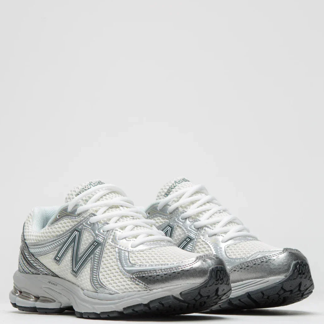 New Balance 860v2 Runners