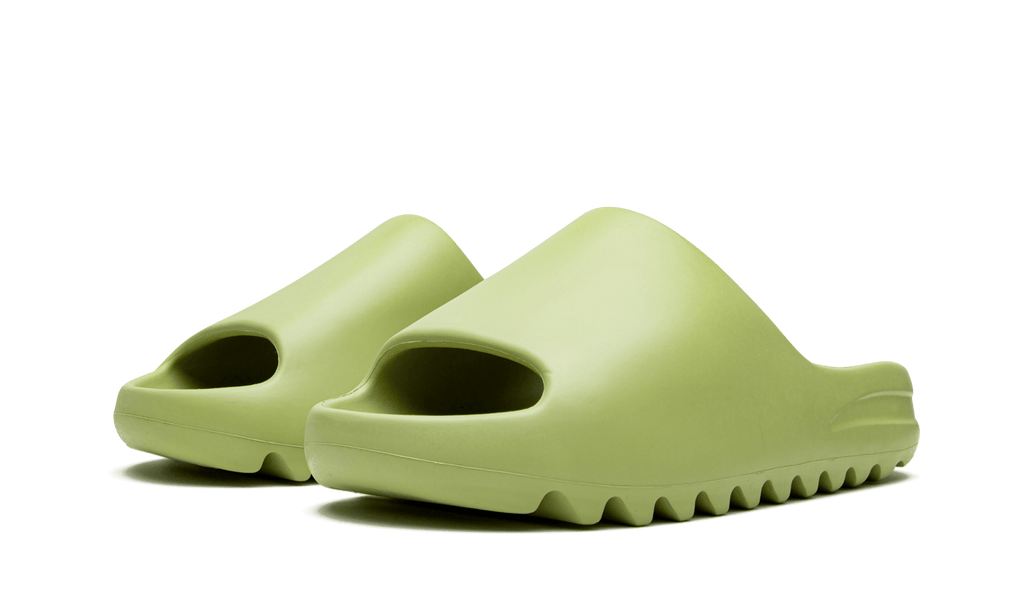 YEEZY SLIDE RESIN